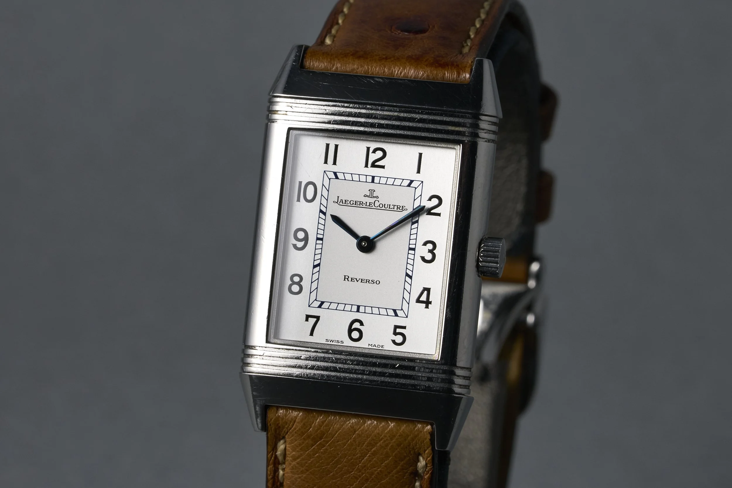 jlc-reverseo.classique-252.8.86-silver.dial-2000s-oysterpalace-OP2238-03.jpg