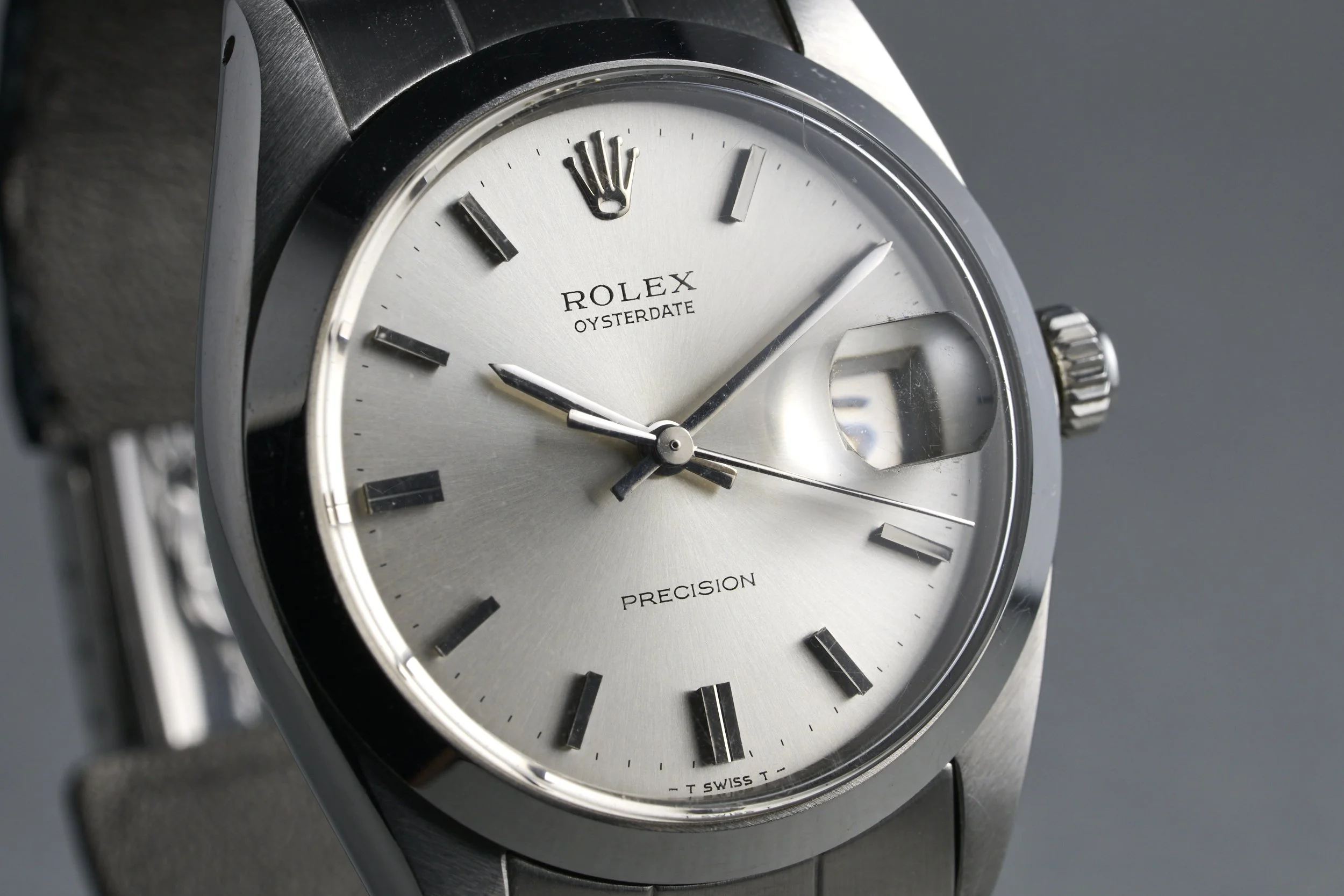 rolex-precision-6694-silver.dial-1.9mill-oysterpalace-OP2185-04.jpg