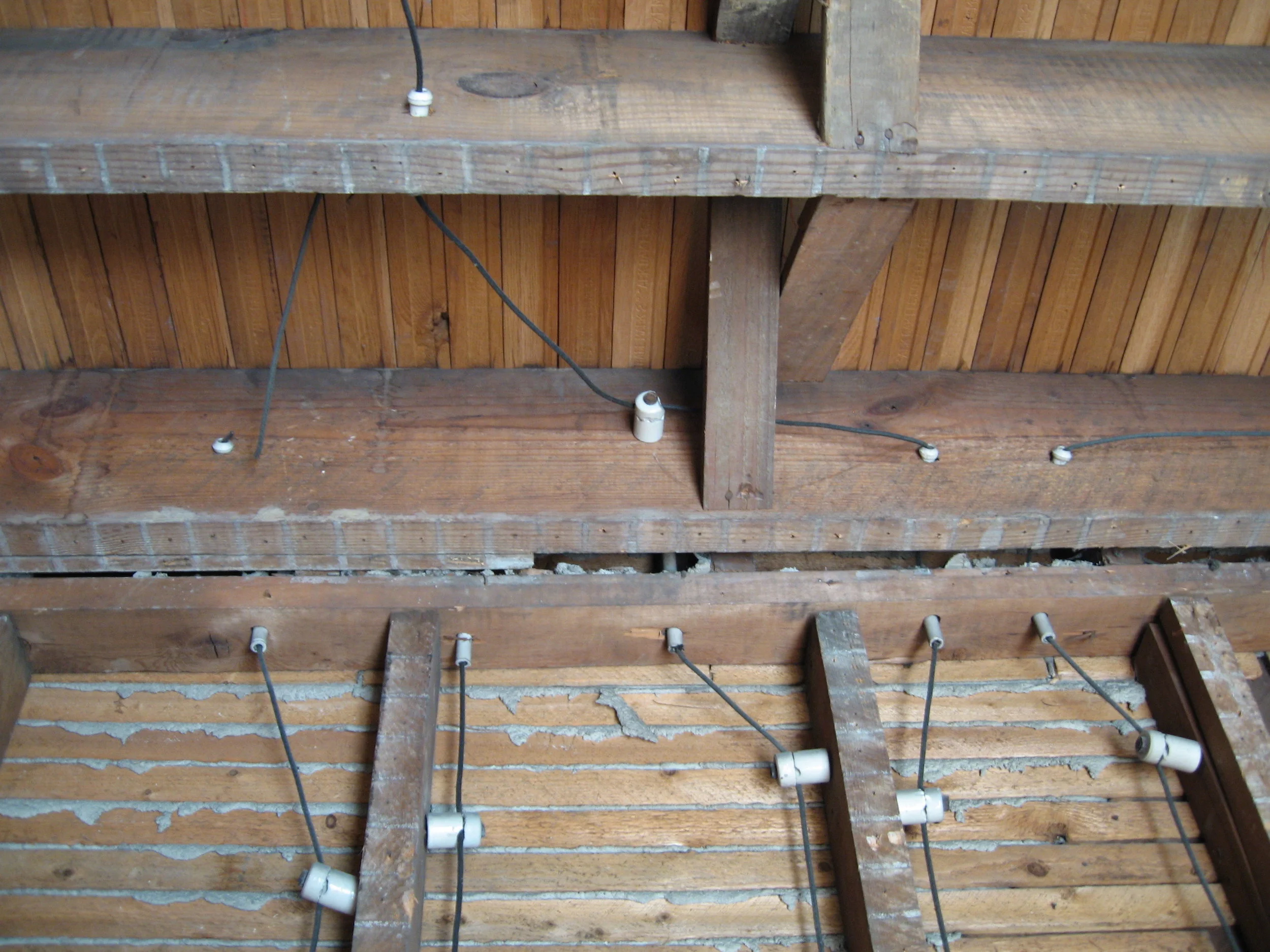 Knob-and-tube wiring