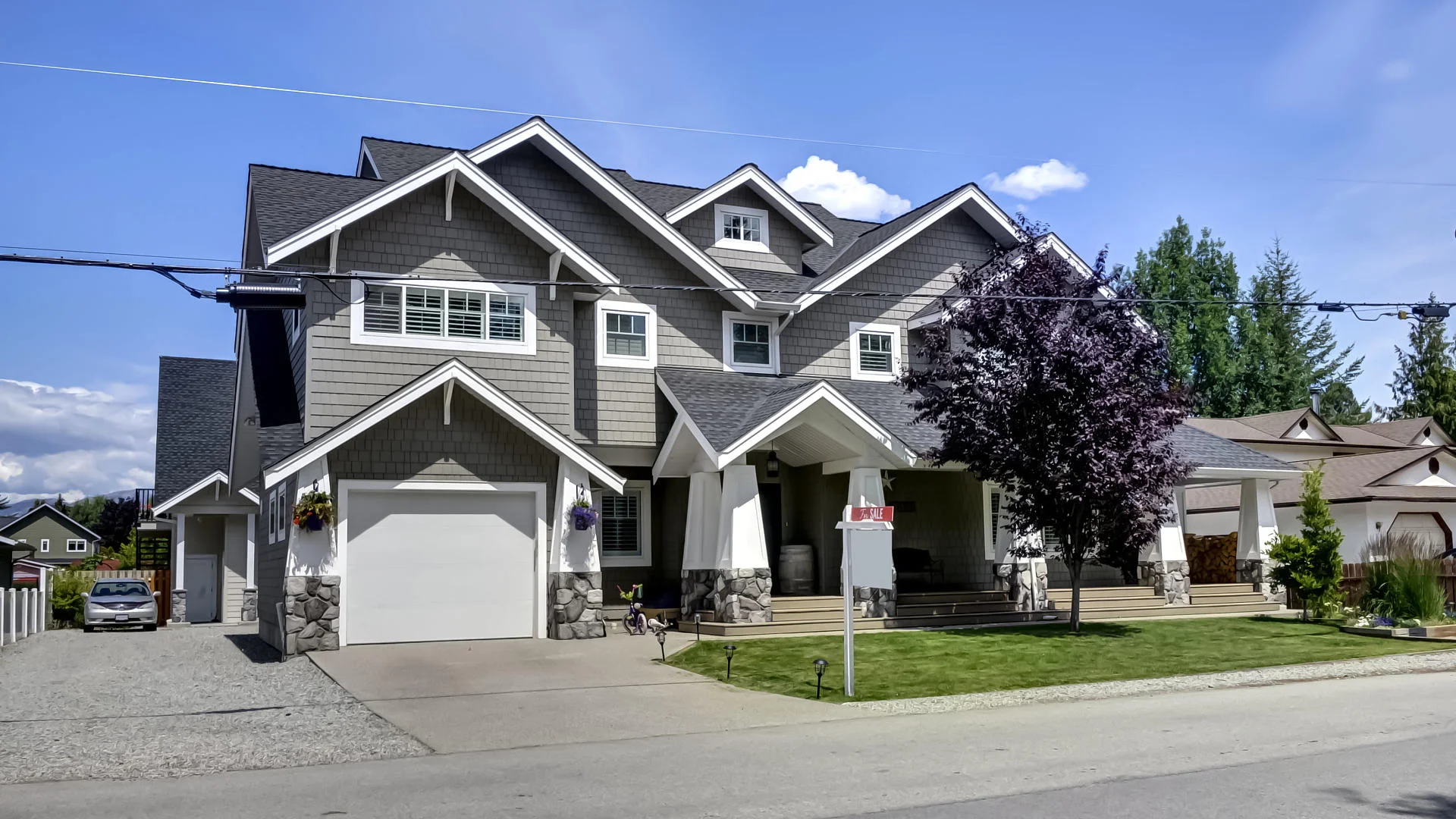 1104 Stonor Street - $1,379,000 - SOLD!