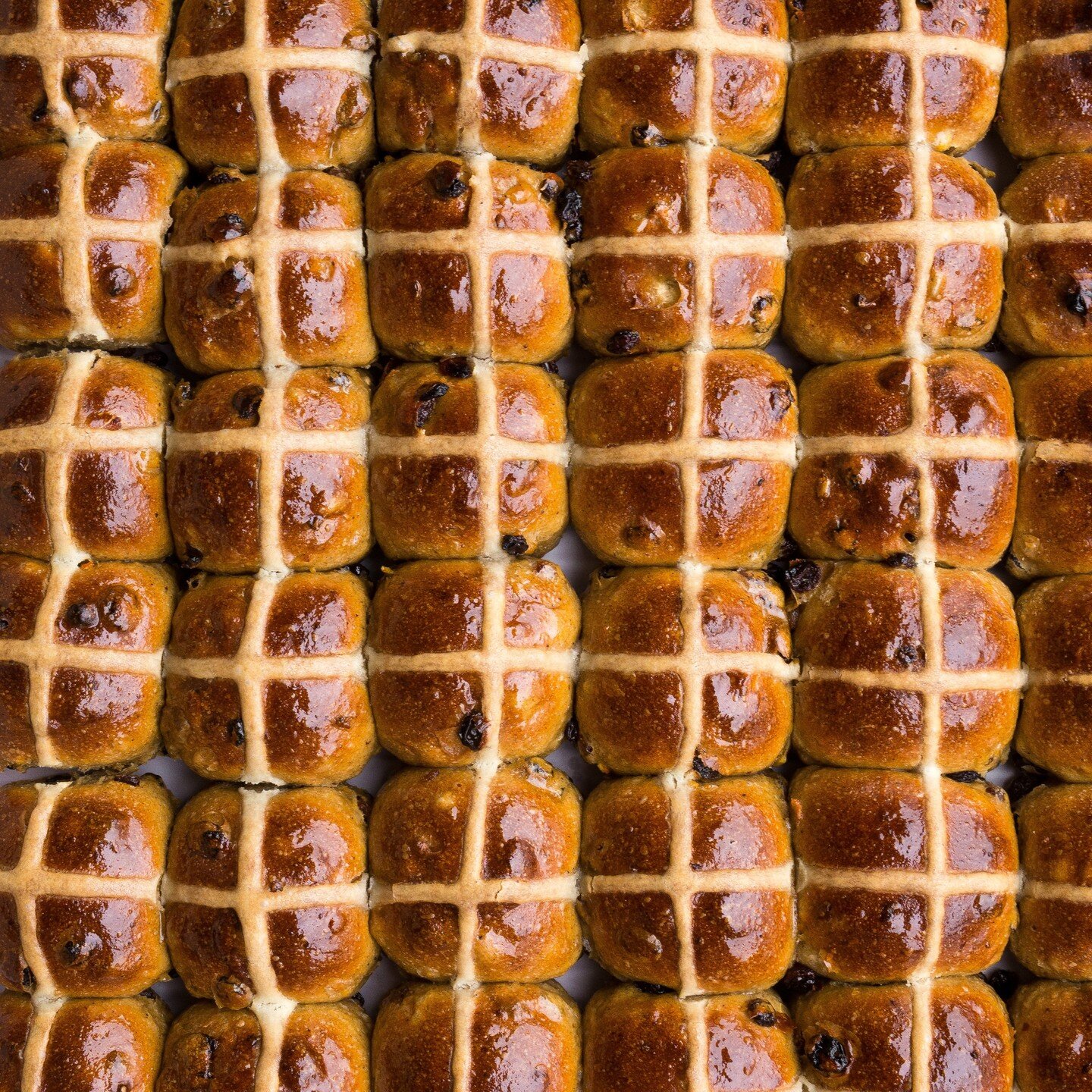 Are you ready for your Dench Bakers' hot cross buns?! 
Our Easter catalogue is out now - contact our super friendly customer service team to put your Easter orders in now! 🐰❤️
#madeinmelbourne
.
.
.
#denchbakers #easterbaking #hotcrossbuns #hotcross