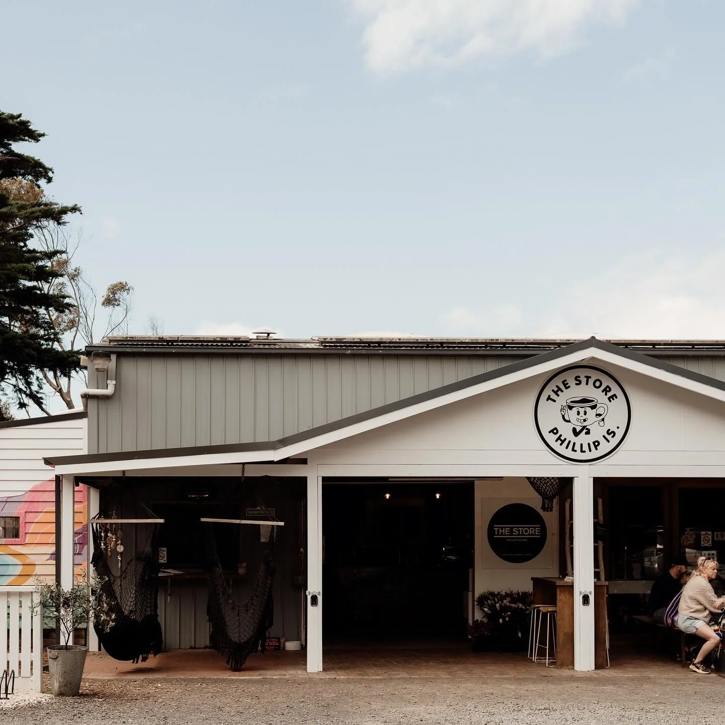 Here at Dench, we want to shine a light on the incredible local businesses we&rsquo;re proud to work with. First up: we chat to @thestore_phillipisland about life, bread and the magic of the Phillip Island community