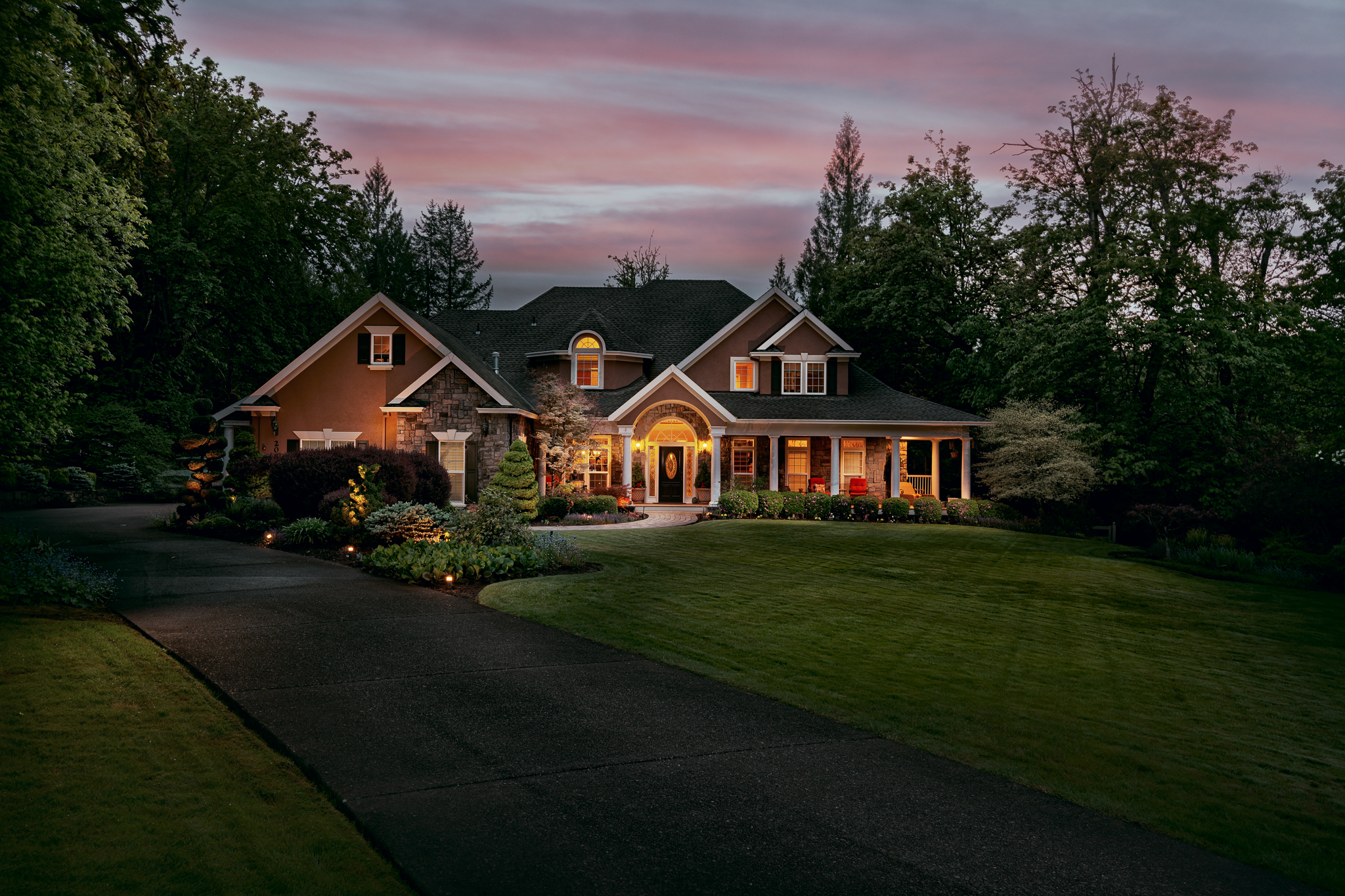 Patik Light Paint-1.jpg