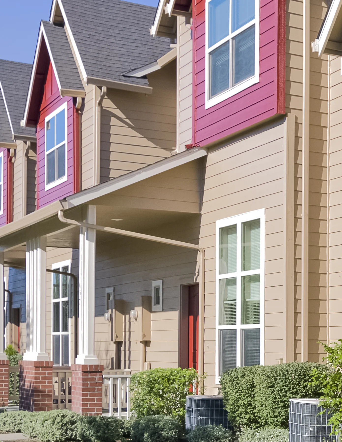 Standford Townhomes Cropped-1.jpg