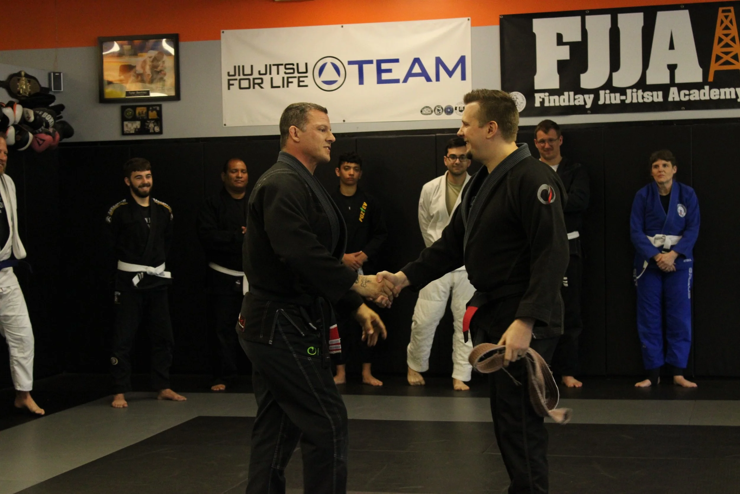Congrats to @sterhelio and everyone who was promoted this weekend!

#bjj #jiujitsu #findlay #blackbelt #midwestbjj