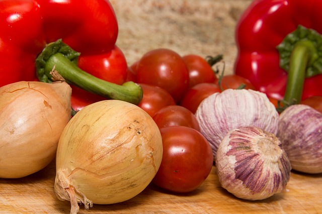 Different colored vegetables gives different nutrients and benefits