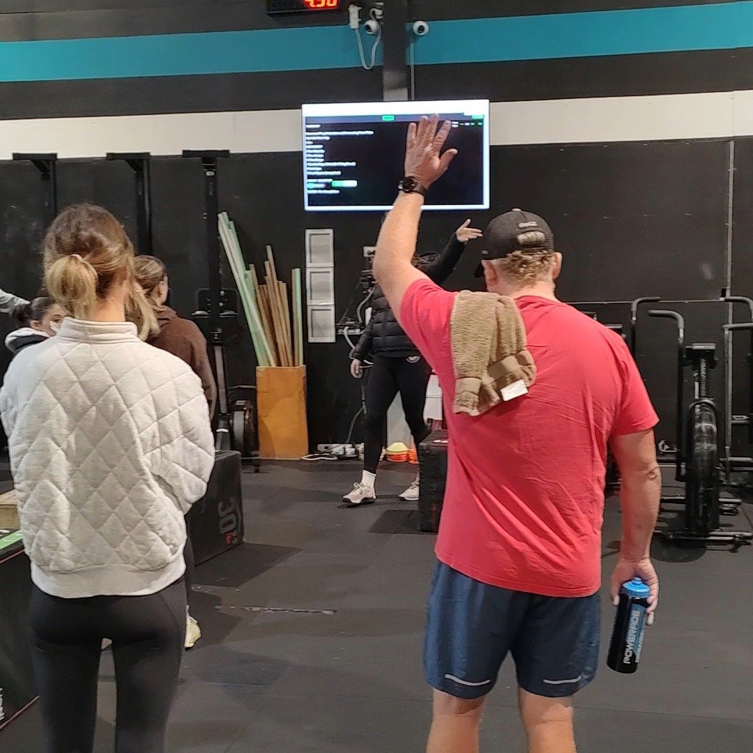 π **WELCOME WEEKEND IS HERE!** π
Finish your Friday strong at **CrossFit Taurus** πͺ
Come join the fun, sweat it out, and be part of a community that *actually* makes fitness exciting! π
CrossFit isn’t just about lifting weights — it