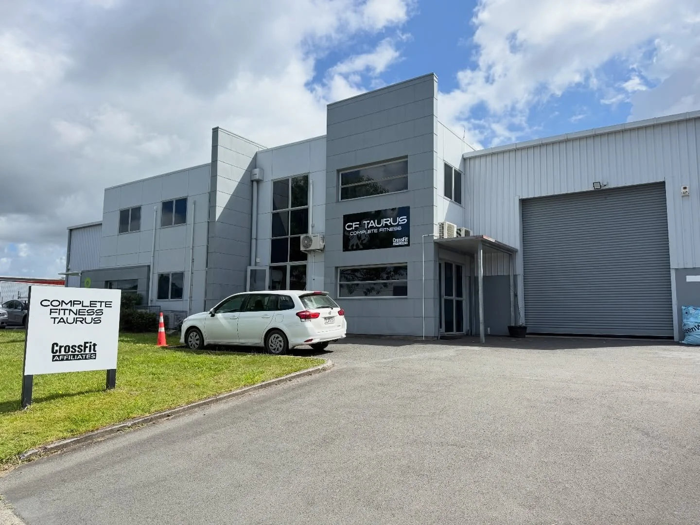 Welcome to the New Home of CrossFit Taurus

This move wasn&rsquo;t easy.
And honestly, it wasn&rsquo;t supposed to be.

Behind the scenes were long days, late nights, tough decisions, financial pressure, uncertainty, and moments where things felt hea