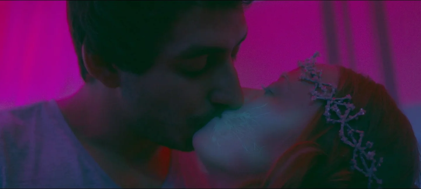 kiss.jpg