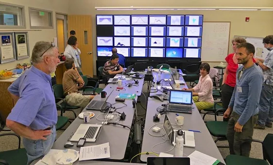 193900_collegues_supercomputor_webb.jpg