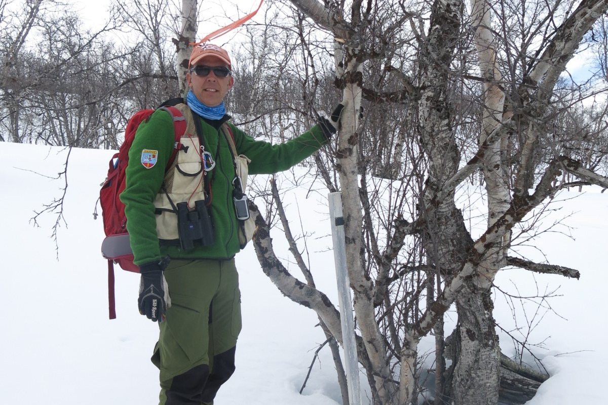 Keith Larson on the Fries transect 20170510.jpg
