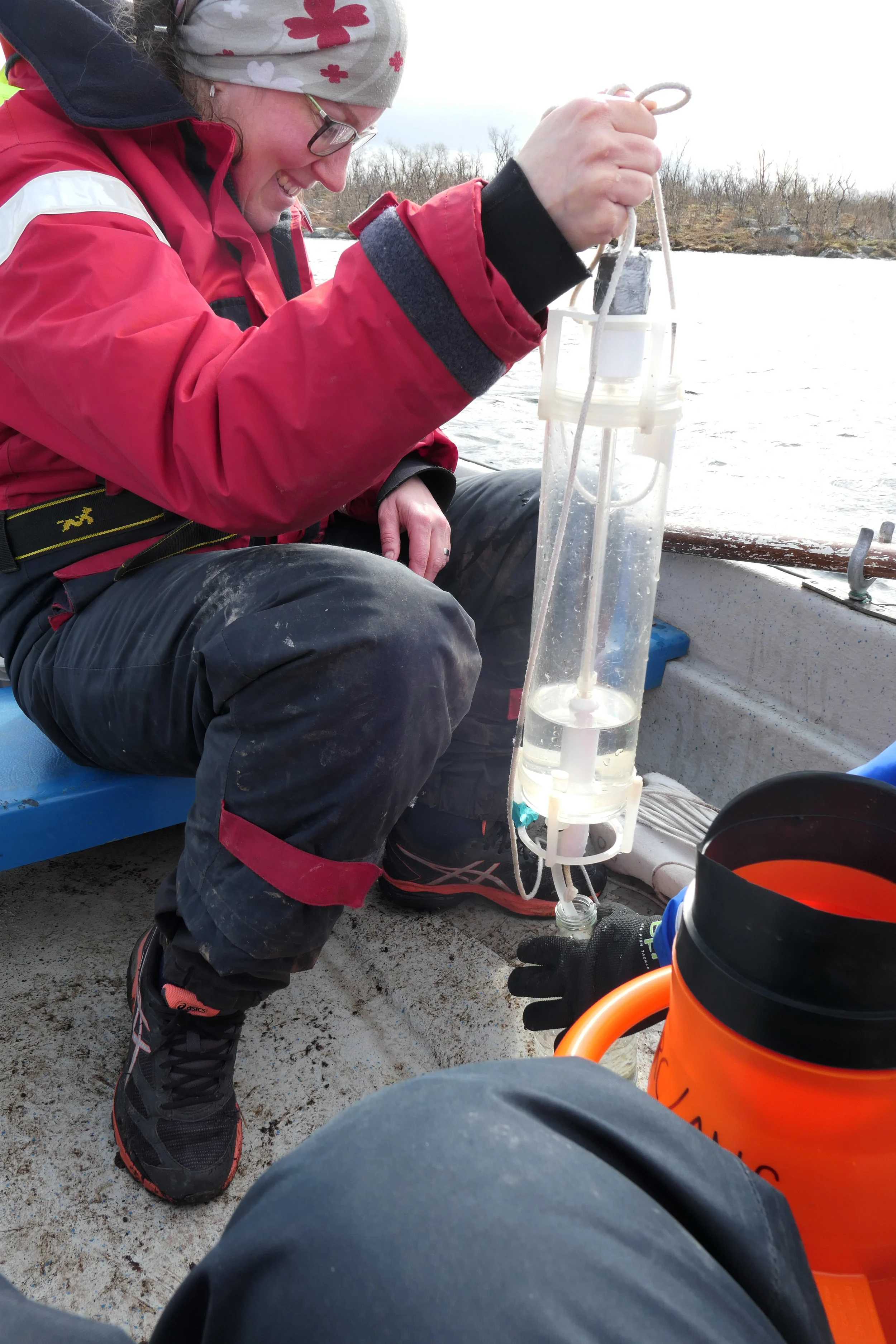 Jenny Ask Watersampling Lake Almberga 03June19 Photo by Joelle.jpg