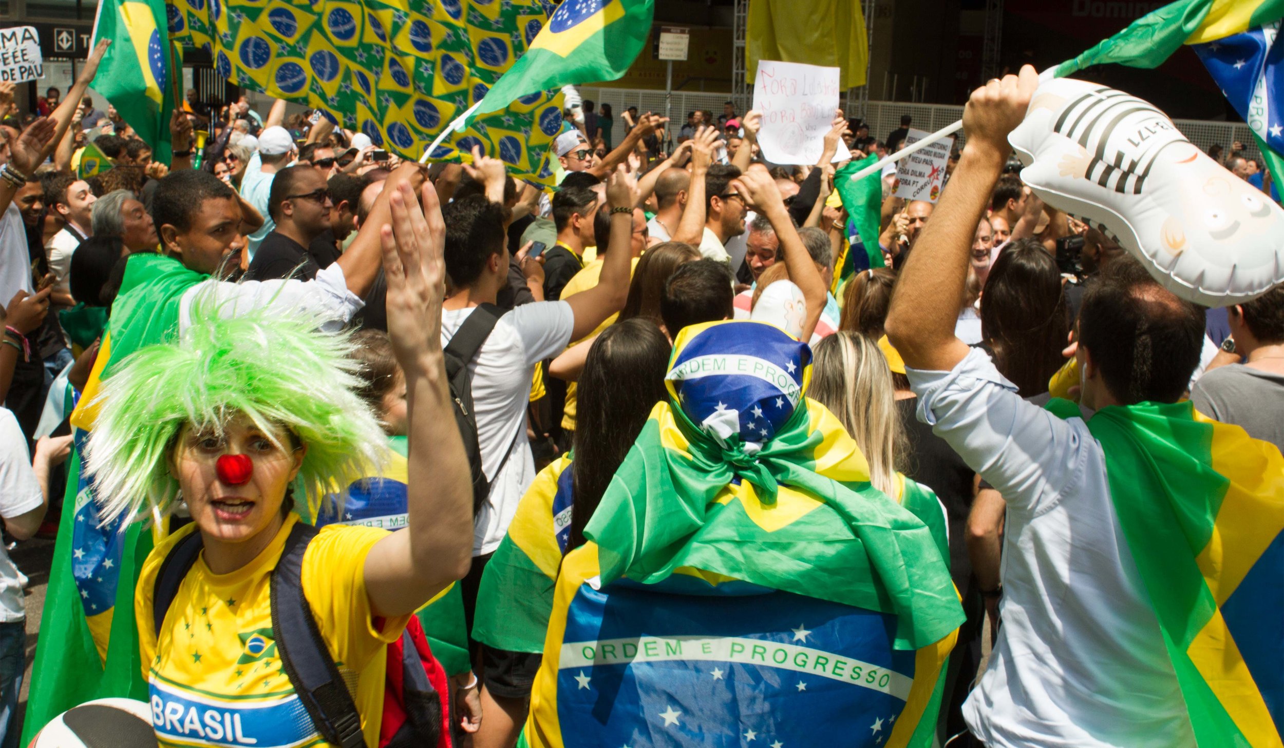 Sao-Paulo-protests-Huck-2.jpg