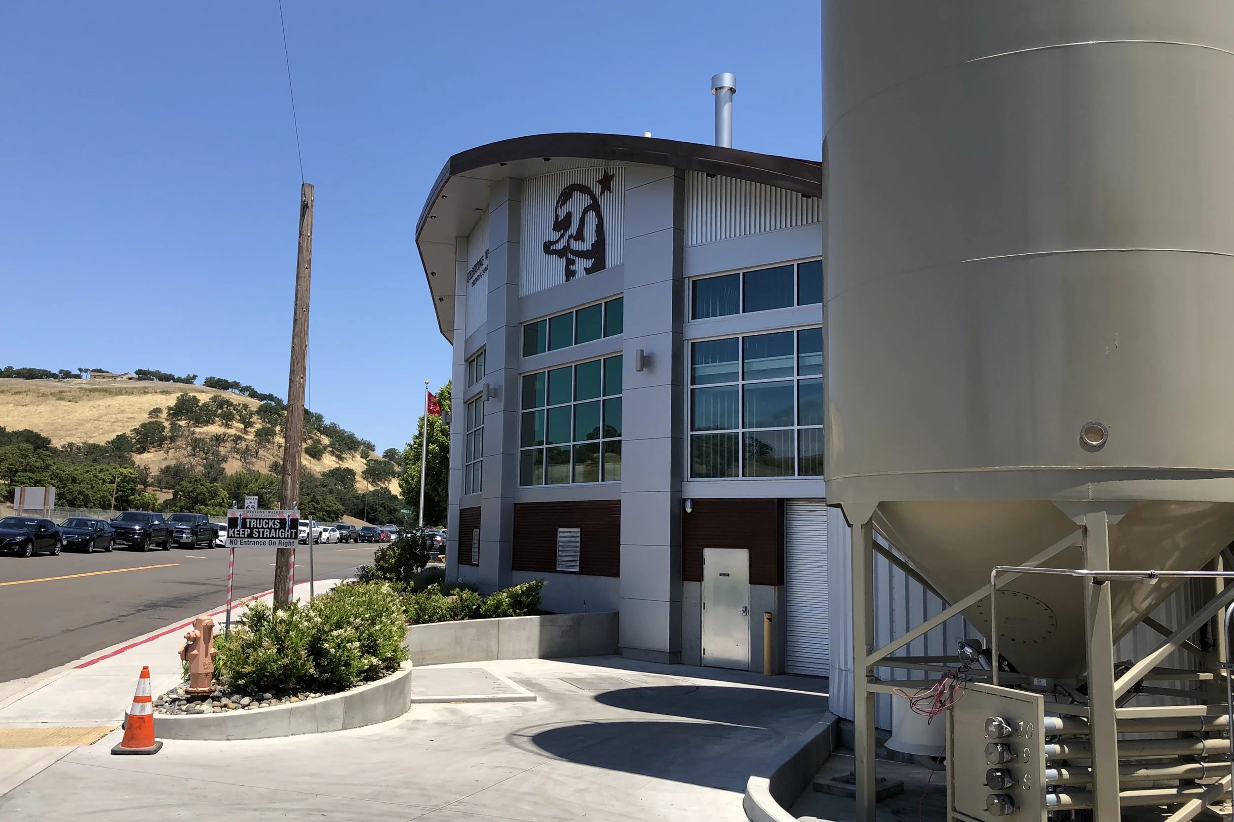 Urban Breweries, Rural Breweries