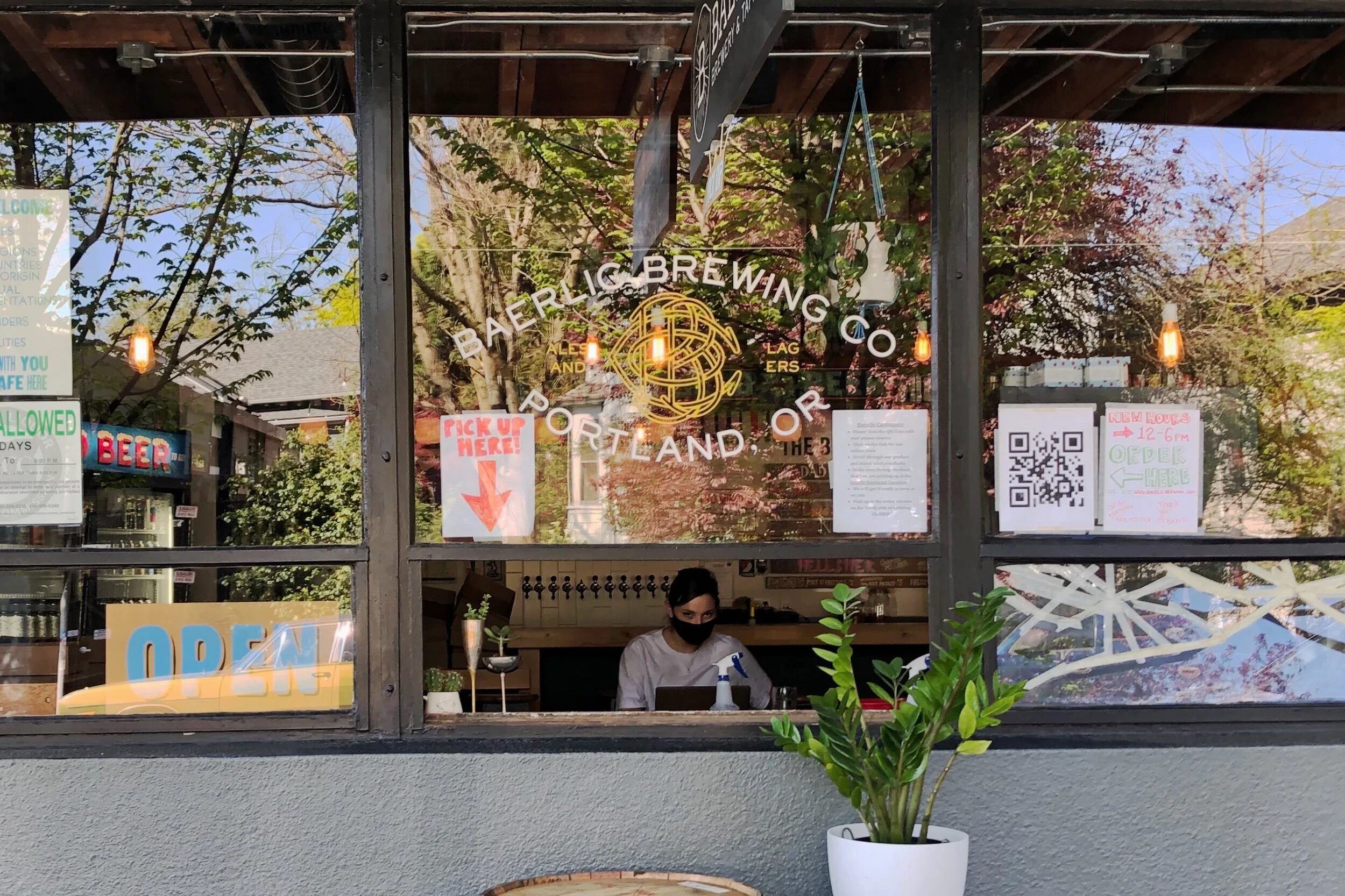 The Very Weird Year in Photos (2020)