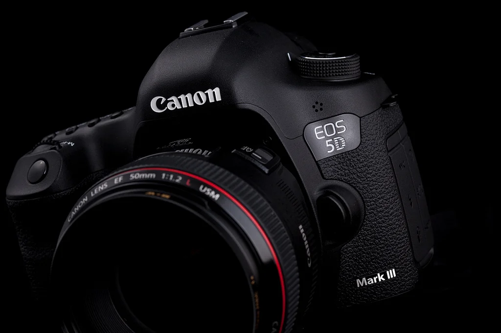canon-5d-mark-iii-4k.jpg