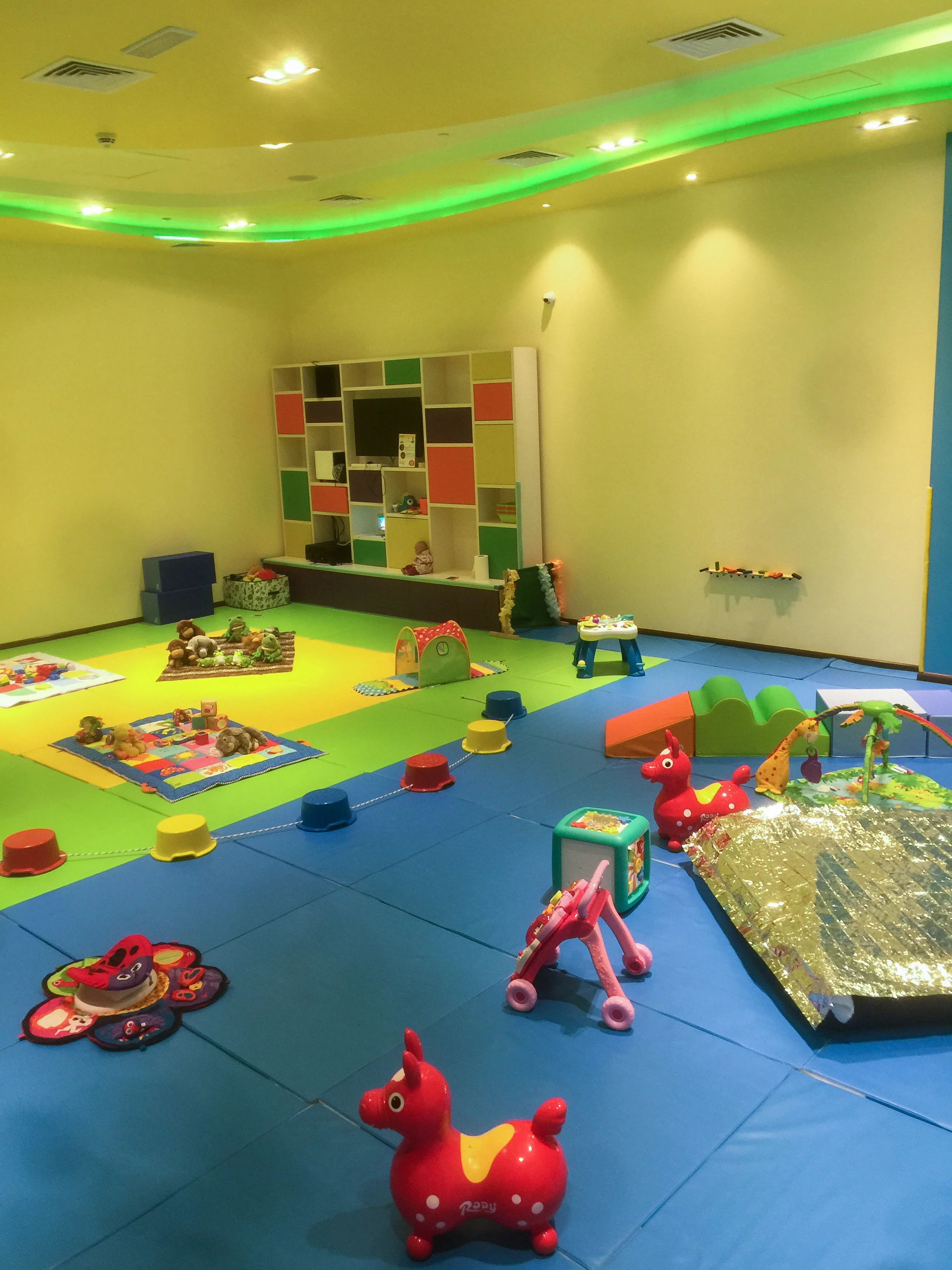 SmartStart Sunset Mall picture (2).jpg