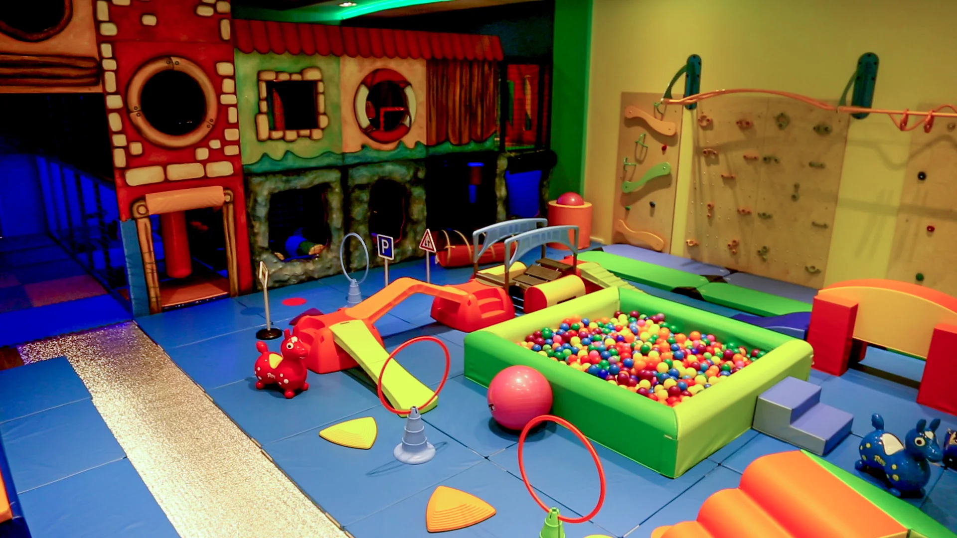 Kids Play Are SunsetMall Dubai — MTAconcepts