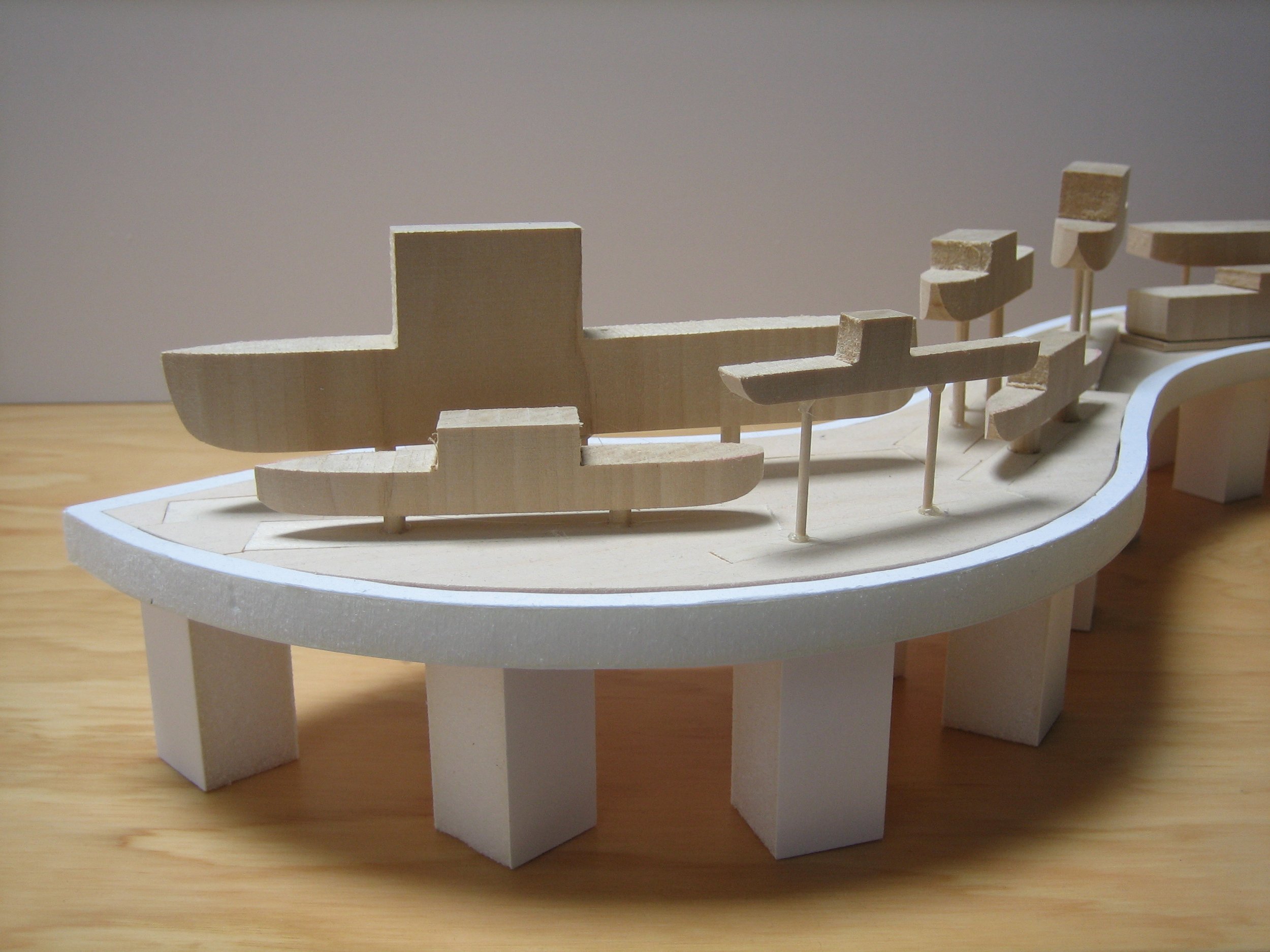 GEHRY AGO THOMSON SHIPS IMG_0581.JPG