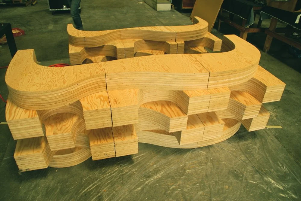 GEHRY AGO BENCH ae13.JPG