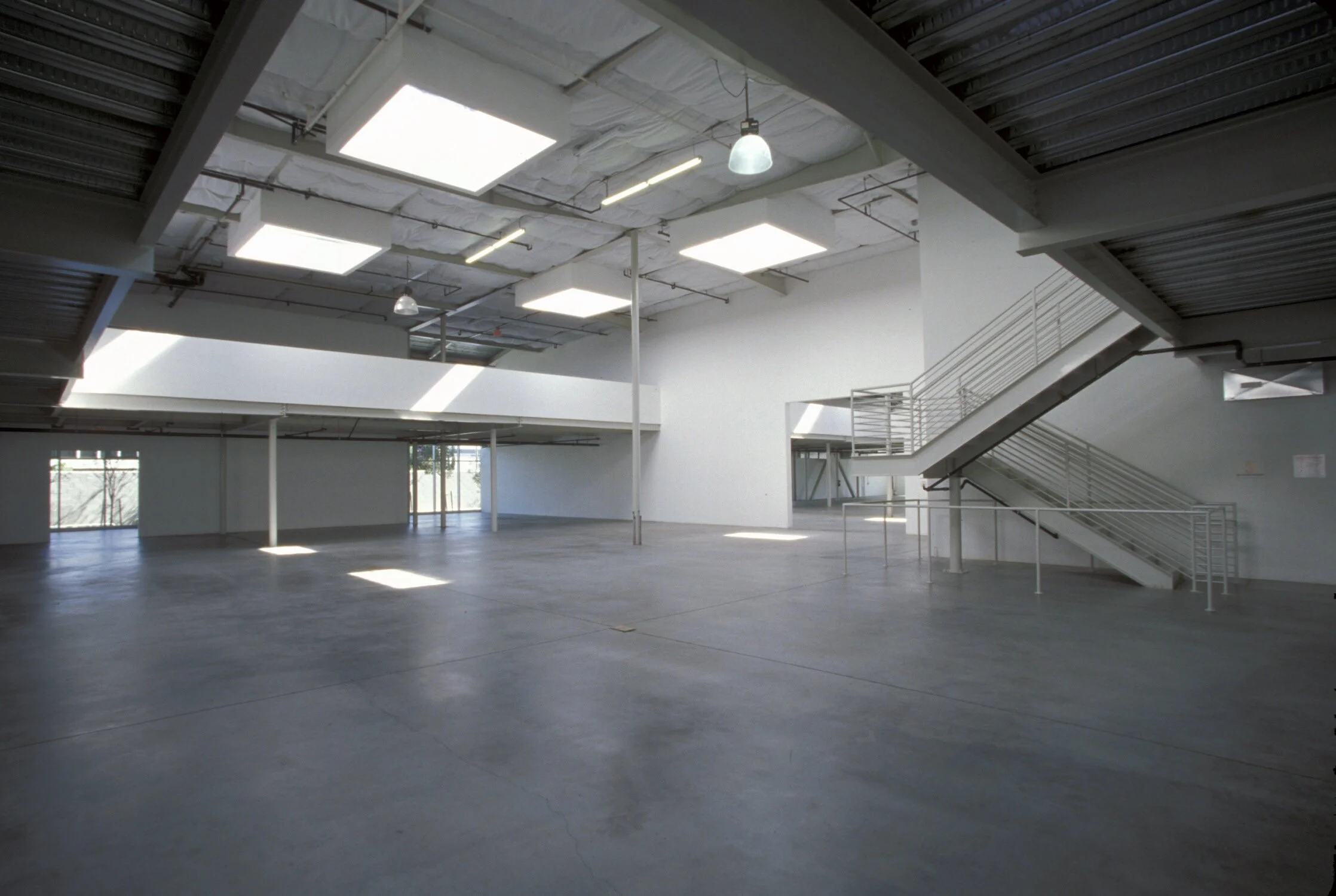 Gehry Partners Office_Beatrice_St_3.jpg