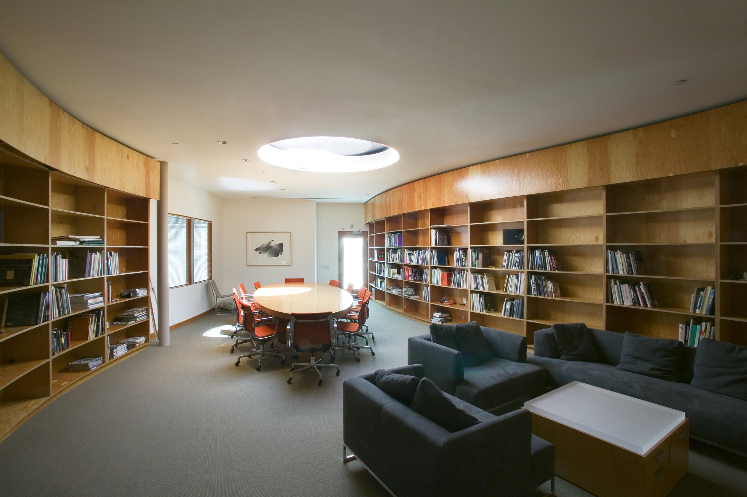 Gehry Partners Office_ Beatrice_FinBldg_0002.jpg