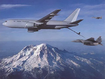 767tanker_1 Mt Rainier.jpg