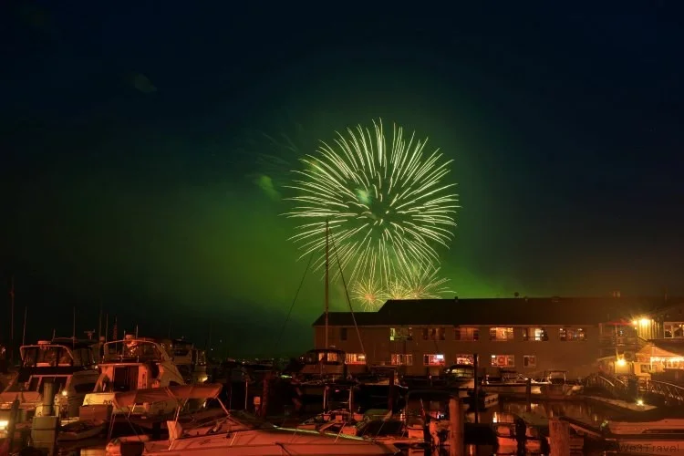 Fireworks over the Harbor