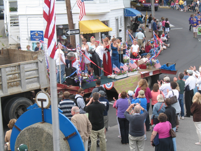 WindjammerDaysStreetParade 012.jpg