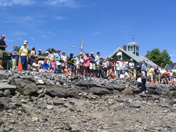 Rock_skipping_contest_1.jpg.580x435_q85 (1).webp