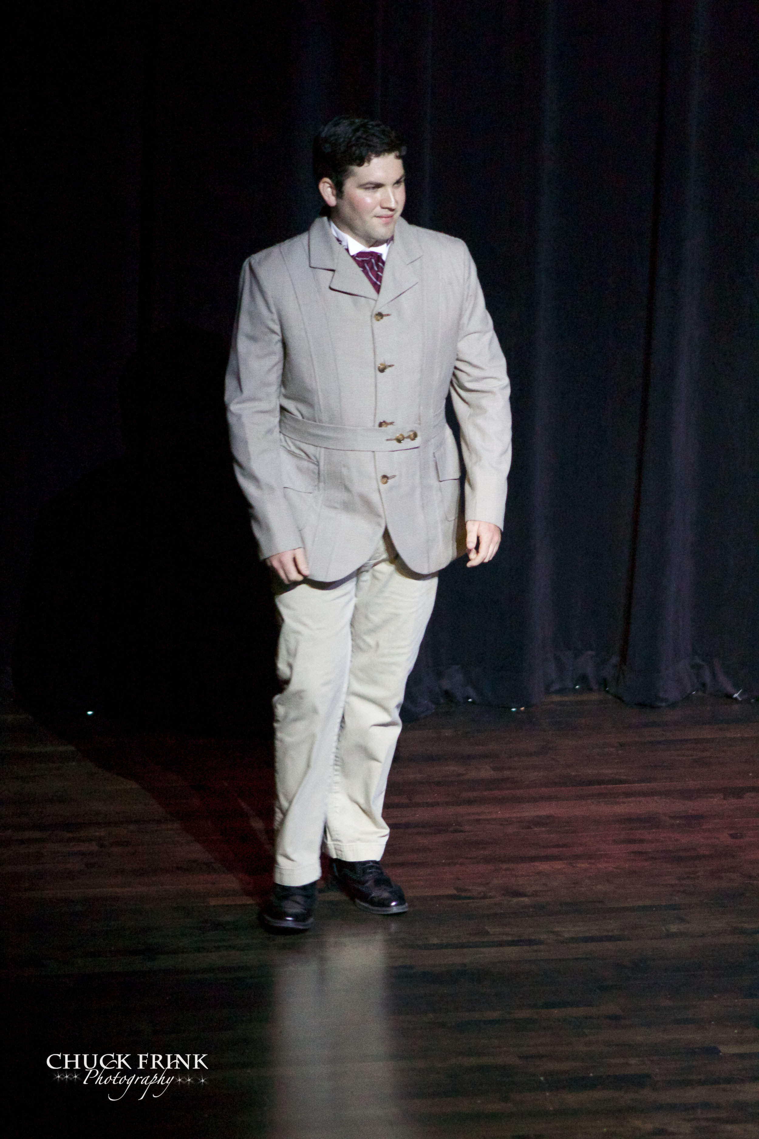 Daniel Noone as Major Pond.jpg