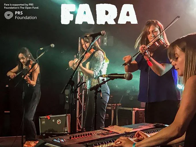 Fara_playing.jpg