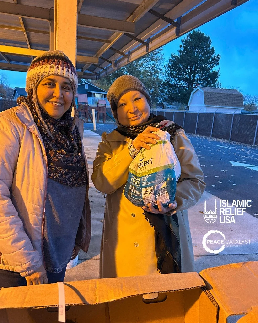 With the support of @islamicreliefusa, we partnered with the @islamic.center.of.boise (ICB) to distribute 160 halal turkeys last Thursday, Nov. 13th to families who have been recently resettled in the area. Finding halal turkeys is very difficult in 