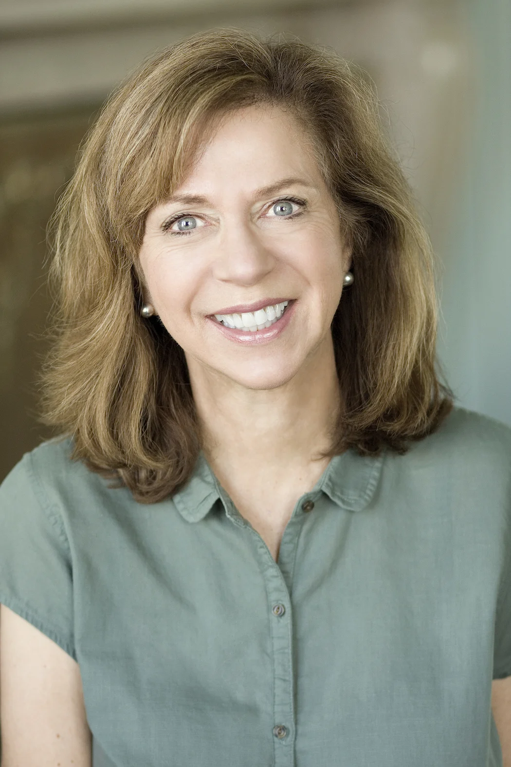 DDS head shot--IMG_7434prv_lo_res.jpg