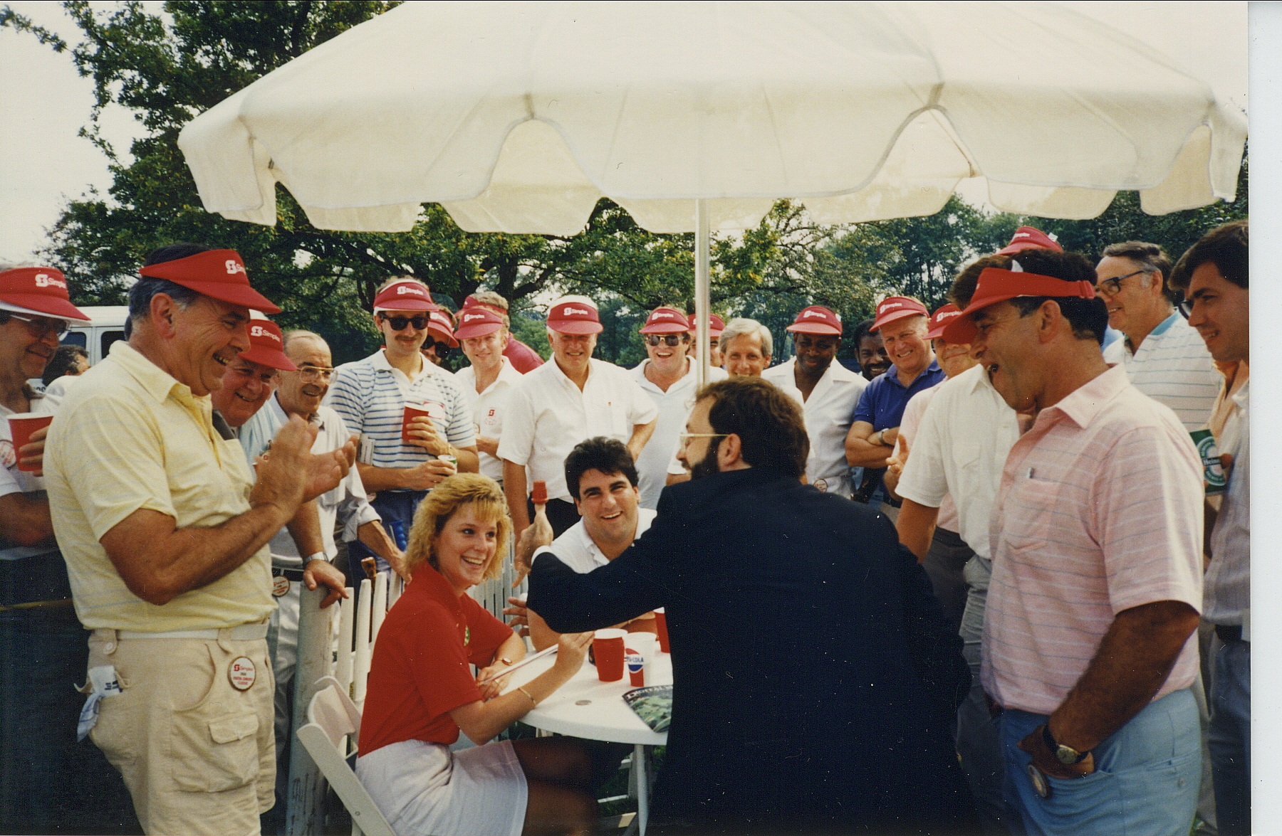 Hondo golf PGA close-up Hartford 1 audience reactions.jpg