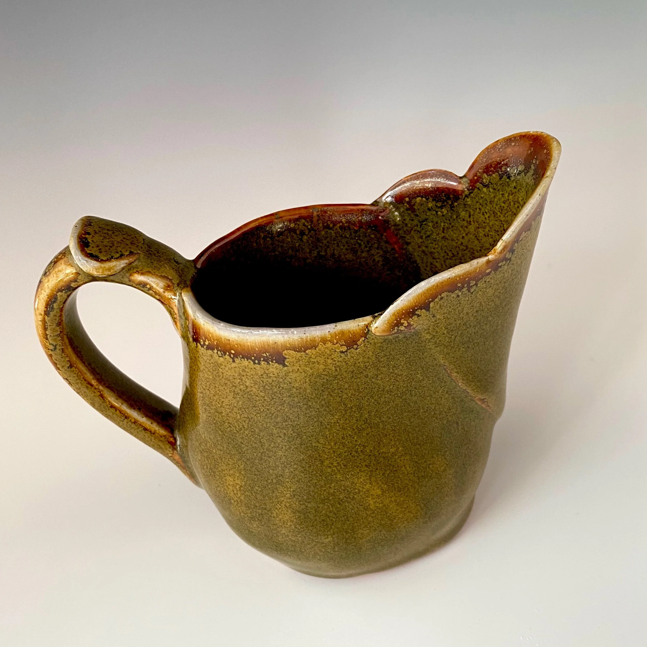 5694F947-52C9-4C94-92EE-1B501D065915