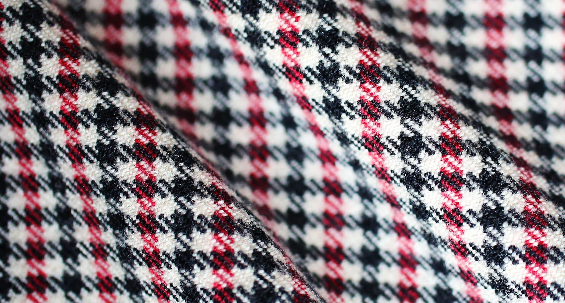 RasberryHoundstooth2_crop_web.jpg