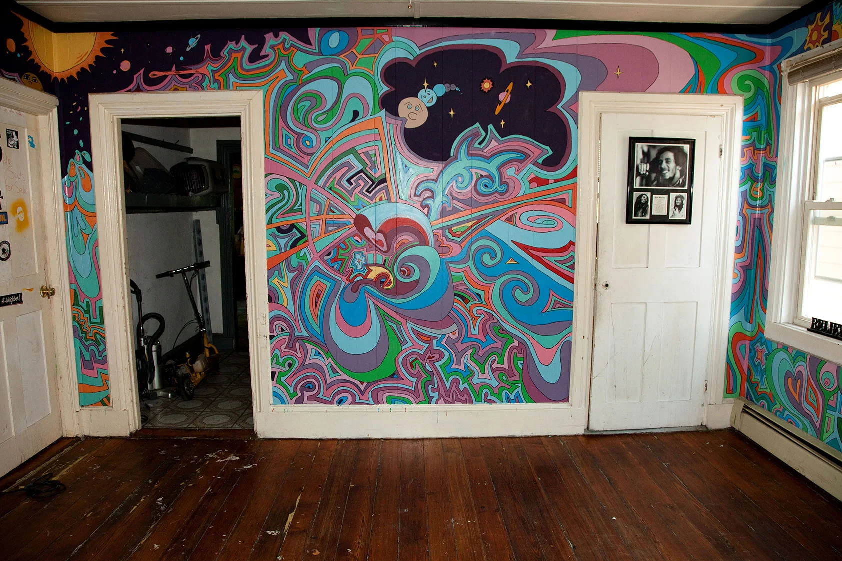 69 Hope St. Mural (view 2)