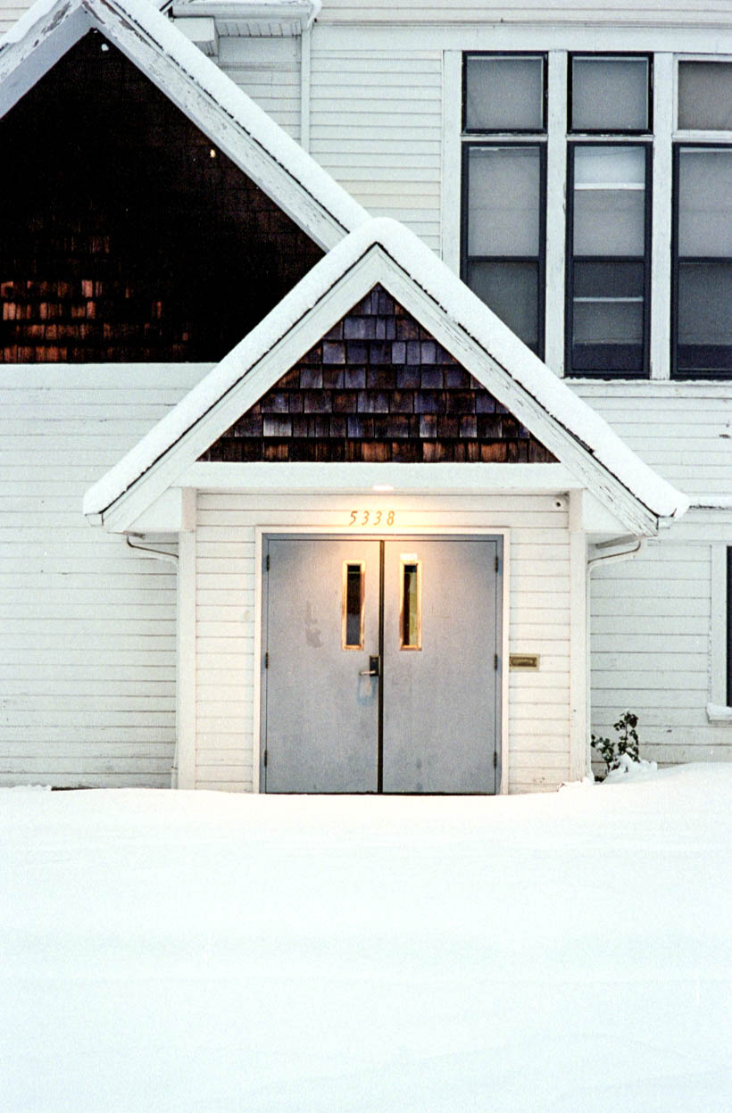M7-113.pdx.church_snow.jpg