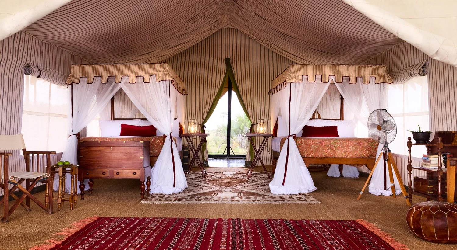 Double Bed Cabin.jpg