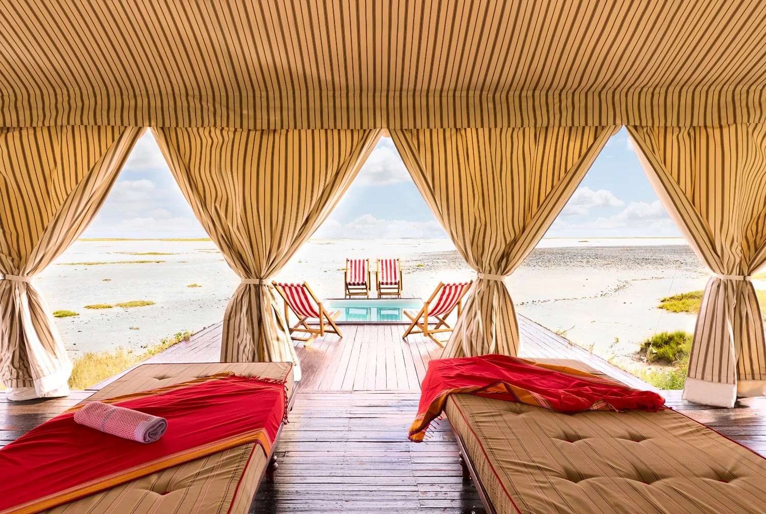 Pool Cabana.jpg