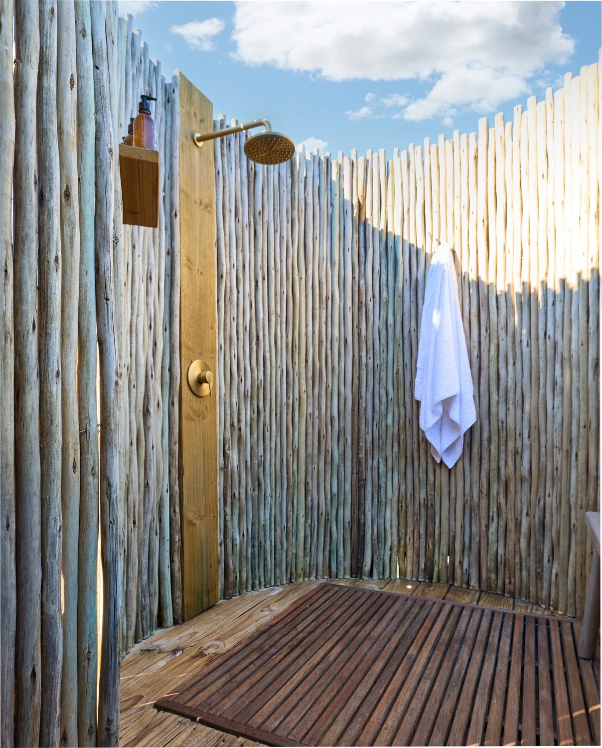 Outdoor Shower.jpg