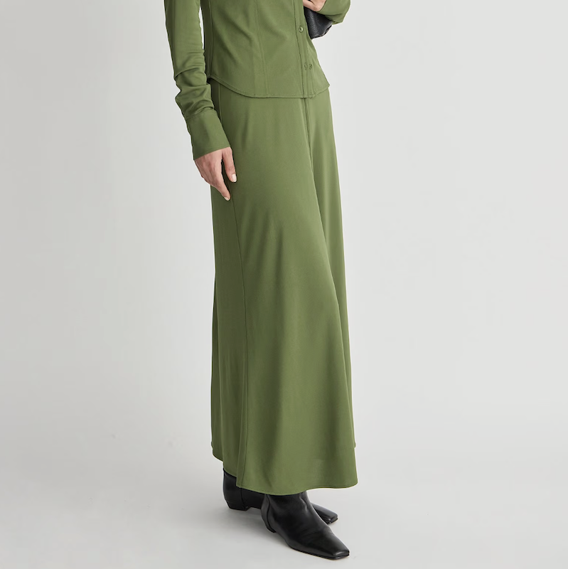 apice apart-Merce Slinky Maxi-1.png