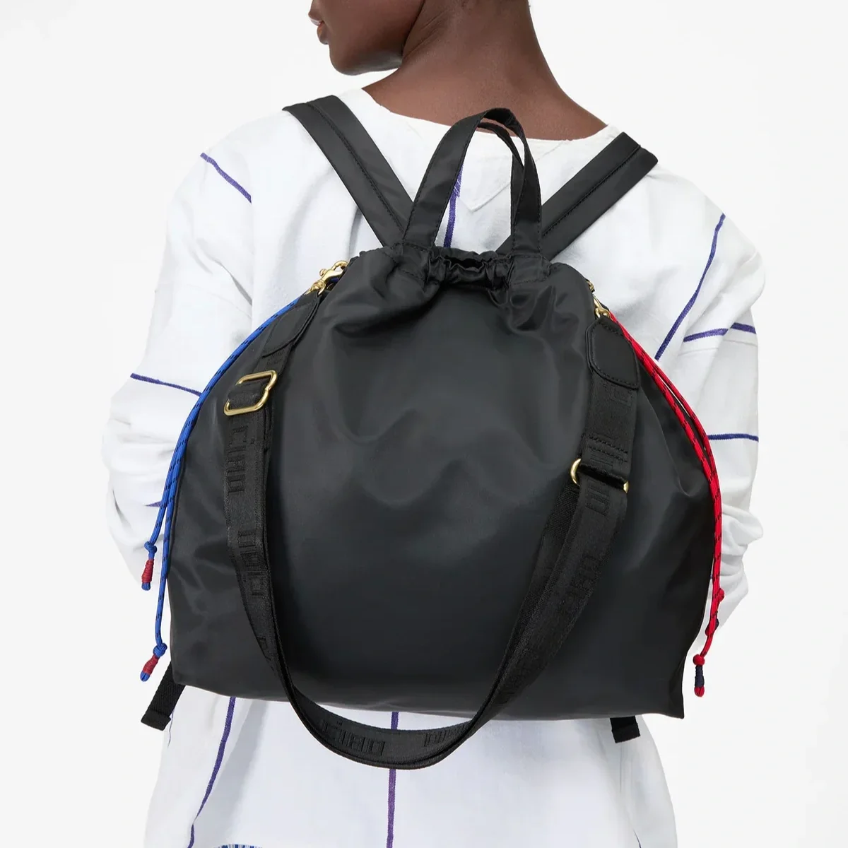 Sac-Tout-Back-Pack-Recycled-Nylon-Twill---CVH1000788-BLK---Mouna_4.webp