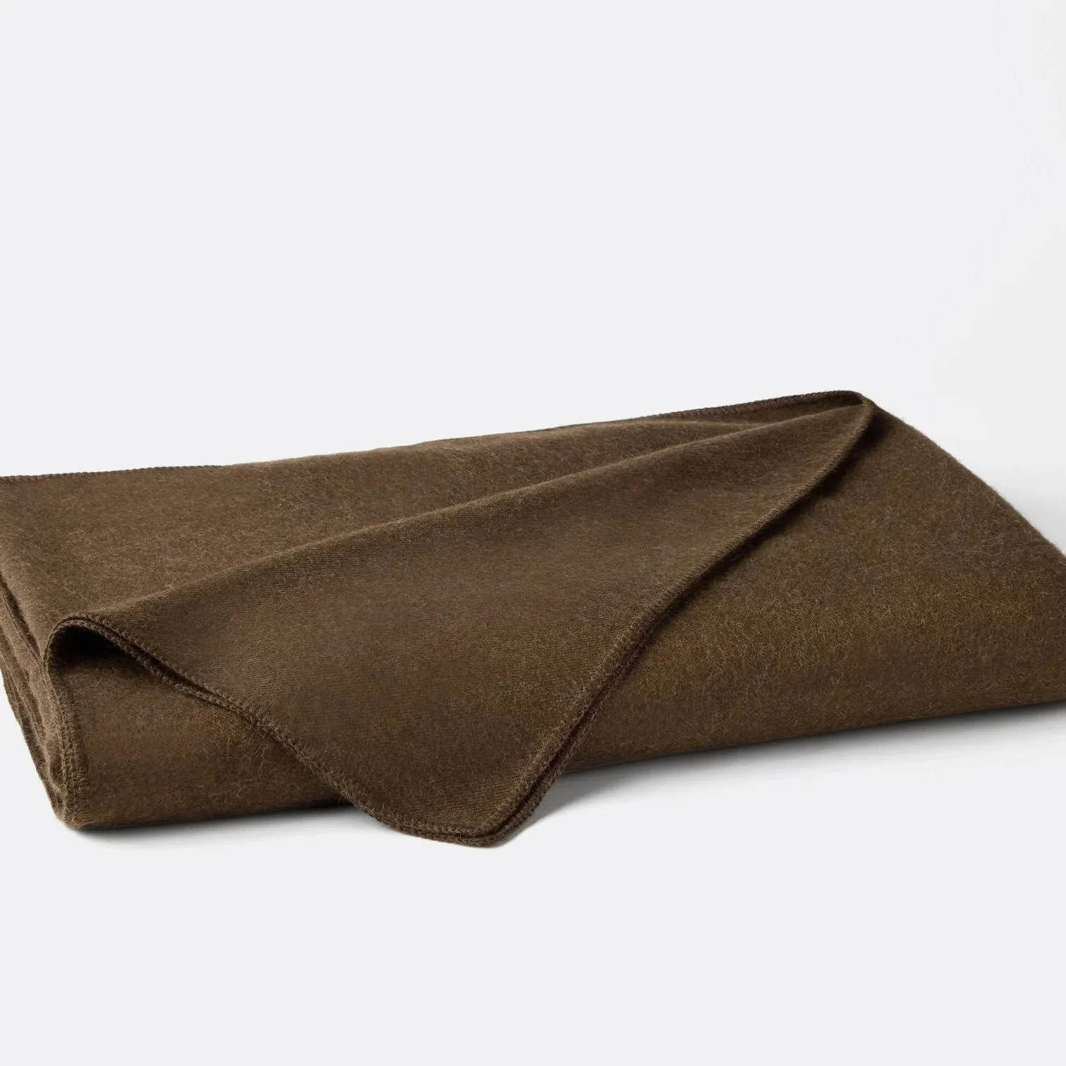FA26_PacayaBabyAlpaca_Blanket_Carob_0224-Edit.jpg