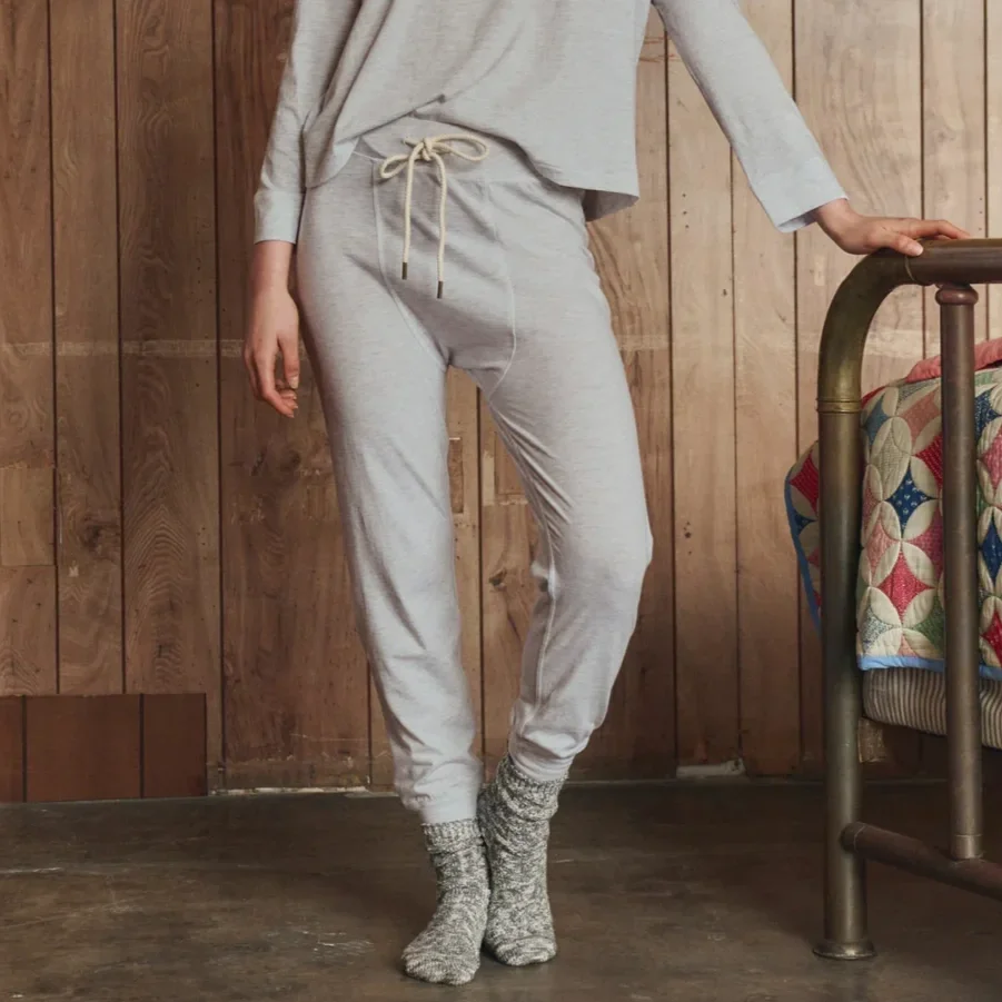 THE-GREAT-LOOK-87-THE-CROP-SLEEP-HENLEY-HEATHER-GREY-THE-LONG-JOHN-HEATHER-GREY_-1550_6c07be00-f1f9-4c1e-a141-76478f76bb03_1080x.webp