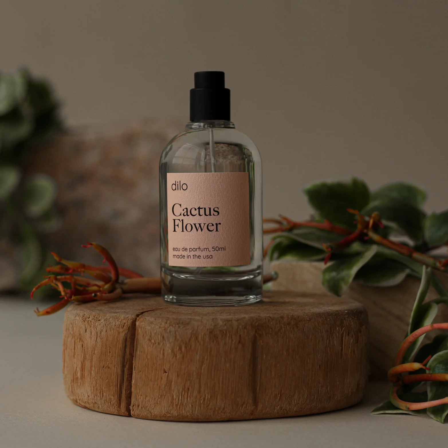 dilo-perfume-cactus-flower.webp