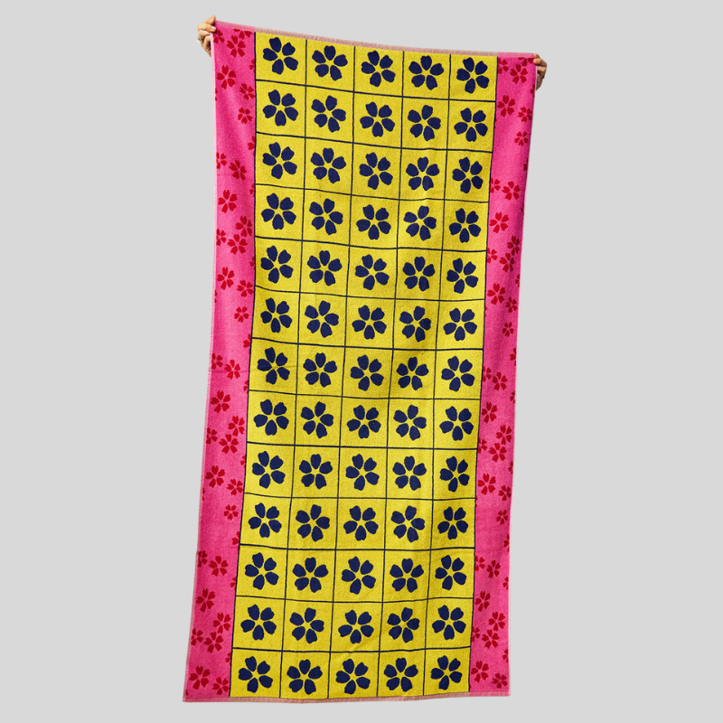 dusen-dusen-hibiscus-beach-towels.png