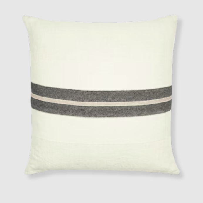 libeco-patagonia-pillow-spruce+%282%29.png