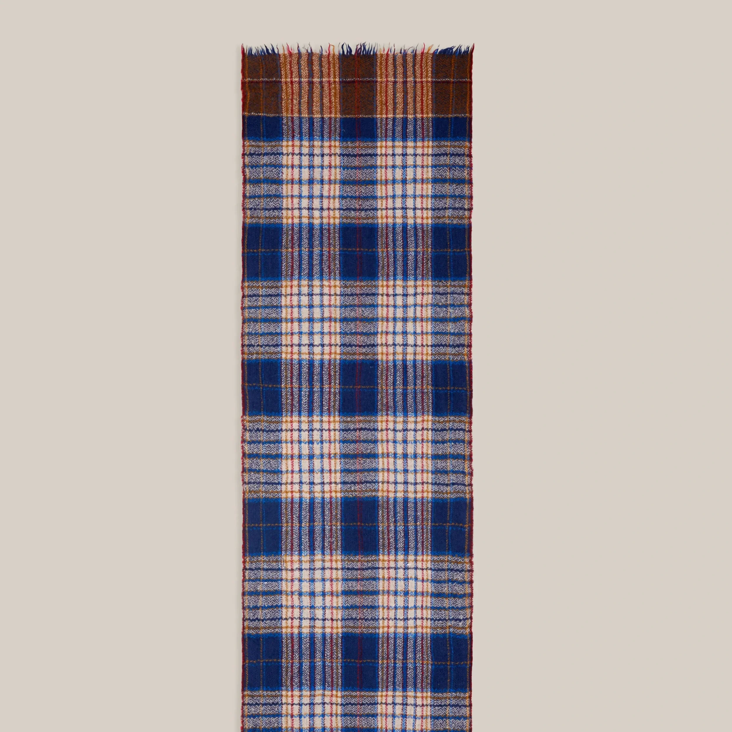 Moismont+-+Anderson+Scarf+N%C2%B0803+Comedia-2.webp